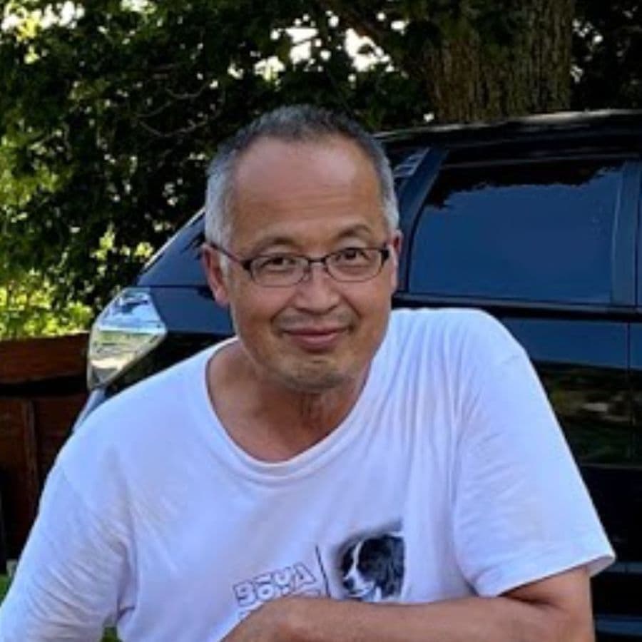 動物学部　安西　浩