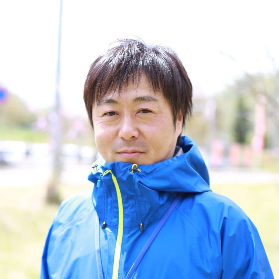 地域振興学部　岡崎　慶太